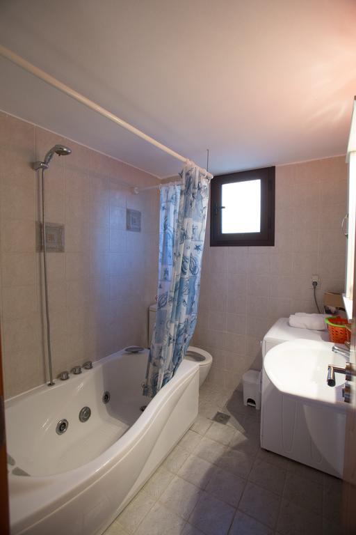5 Stars Villas Svoronata Exterior photo