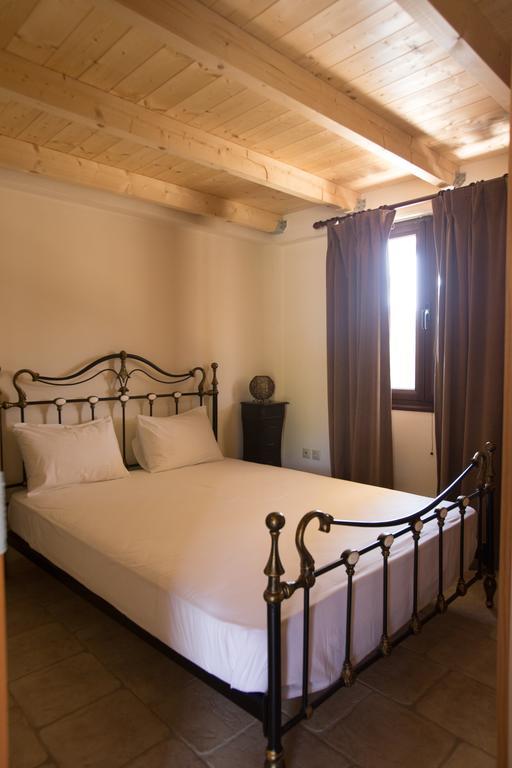 5 Stars Villas Svoronata Exterior photo